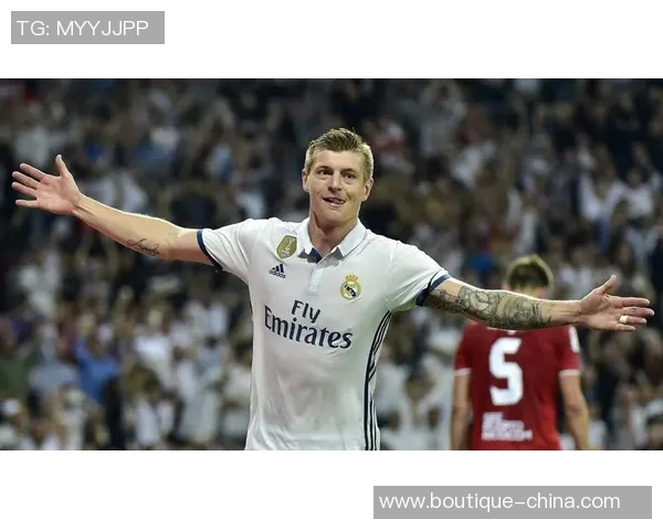 德国足球队的传奇球星及其辉煌成就回顾